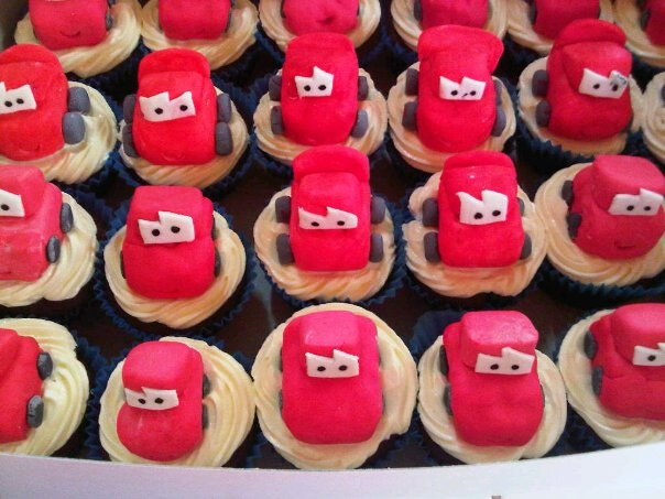 Lightning McQueen Cupcakes