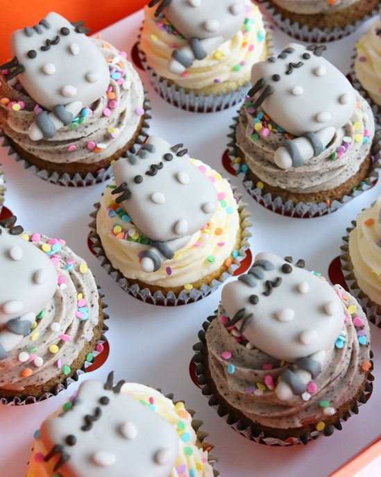 Pusheen Cat Cupcake