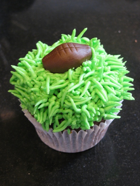 Rugby Cupcakes