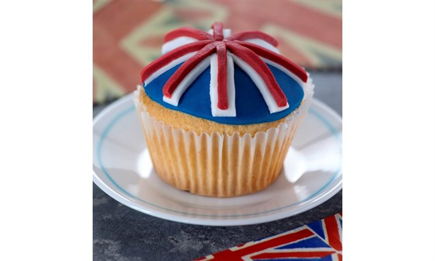 Union Jack Themed Cupcakes