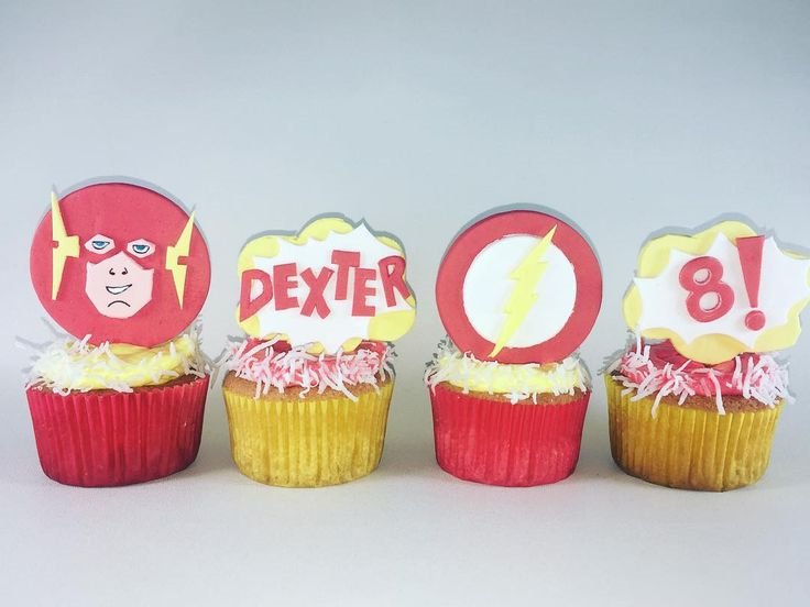 Flash Themed Cupcakes