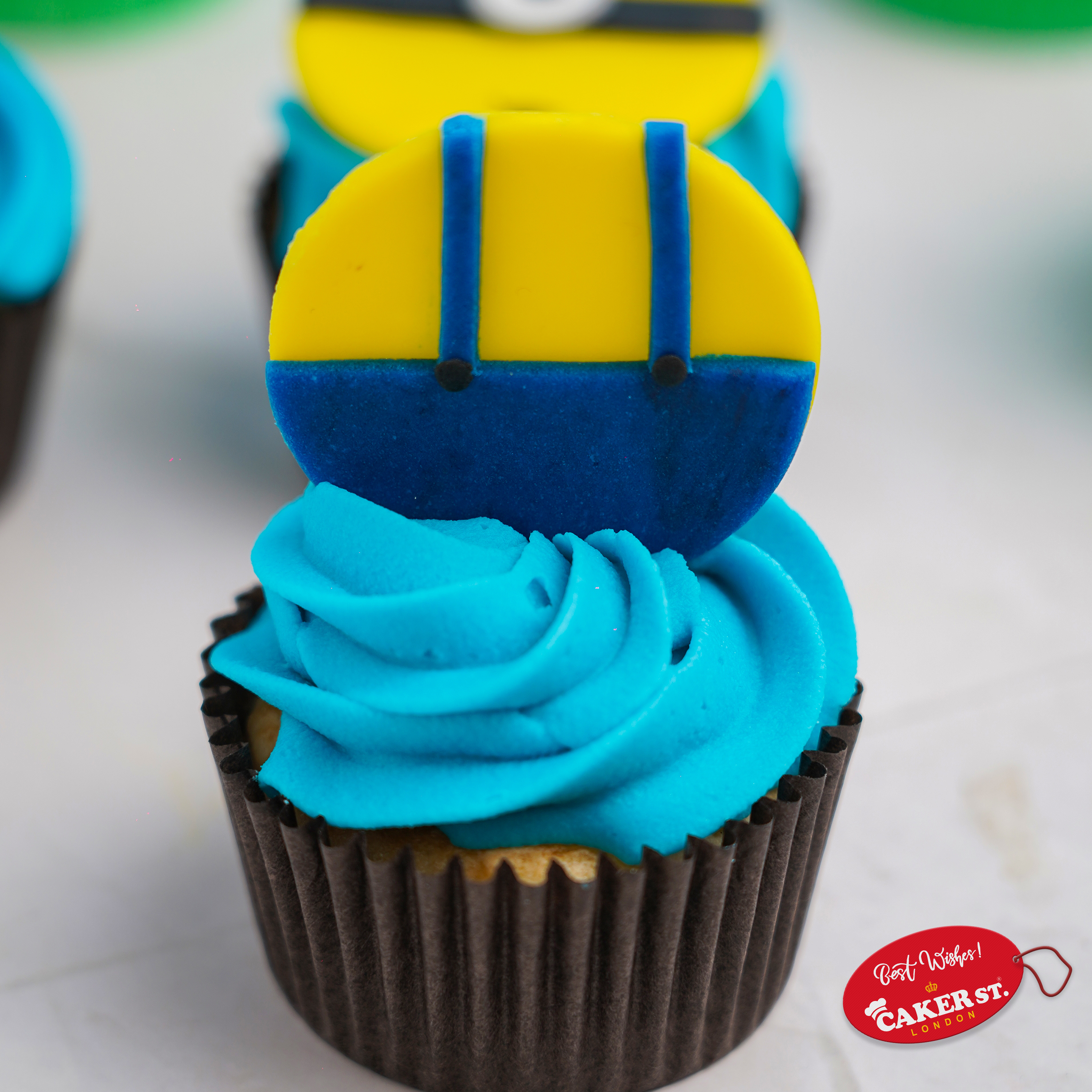 Cheeky Minion Cupcakes