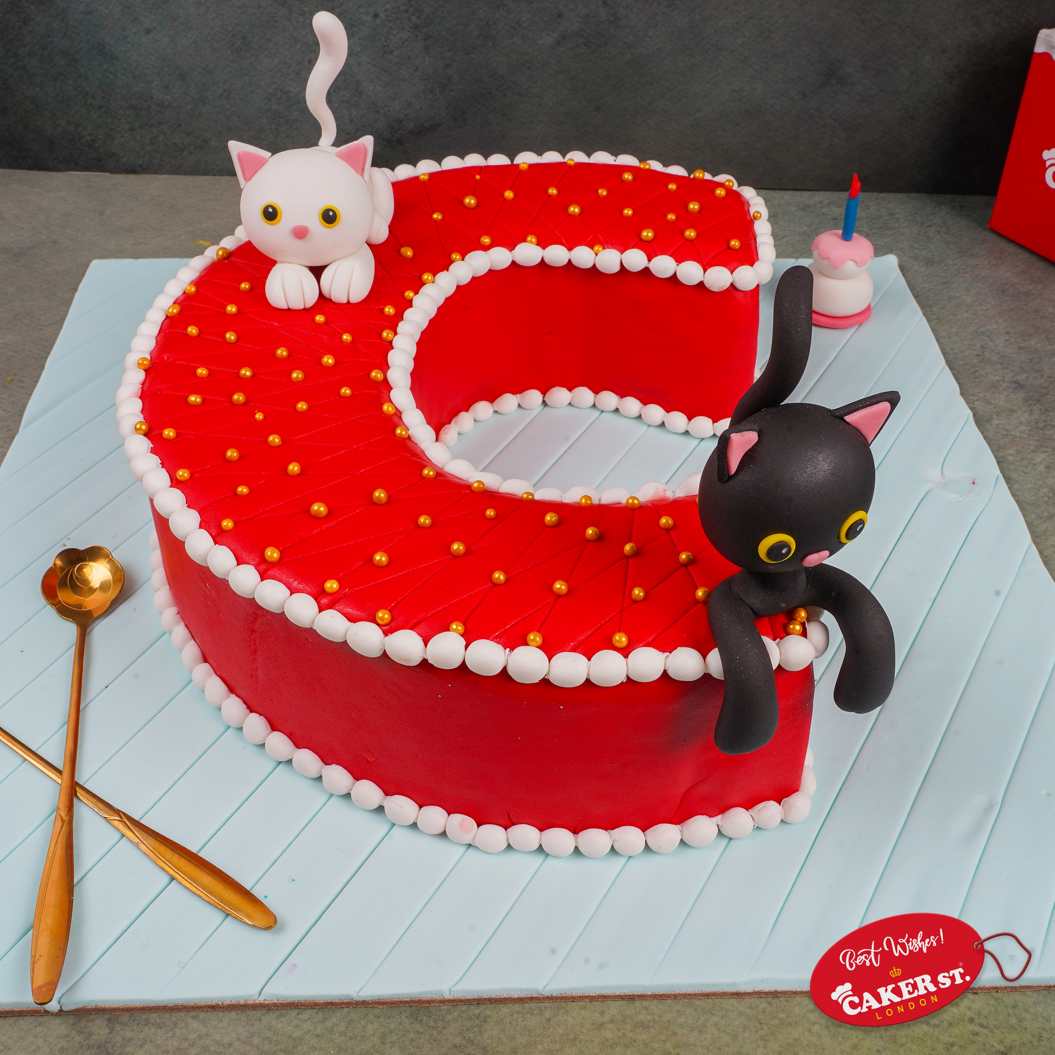 Cute Kitty Cake