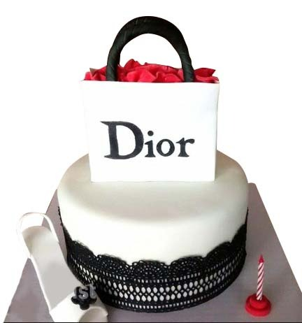 Dior cake