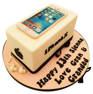 iPhone cake