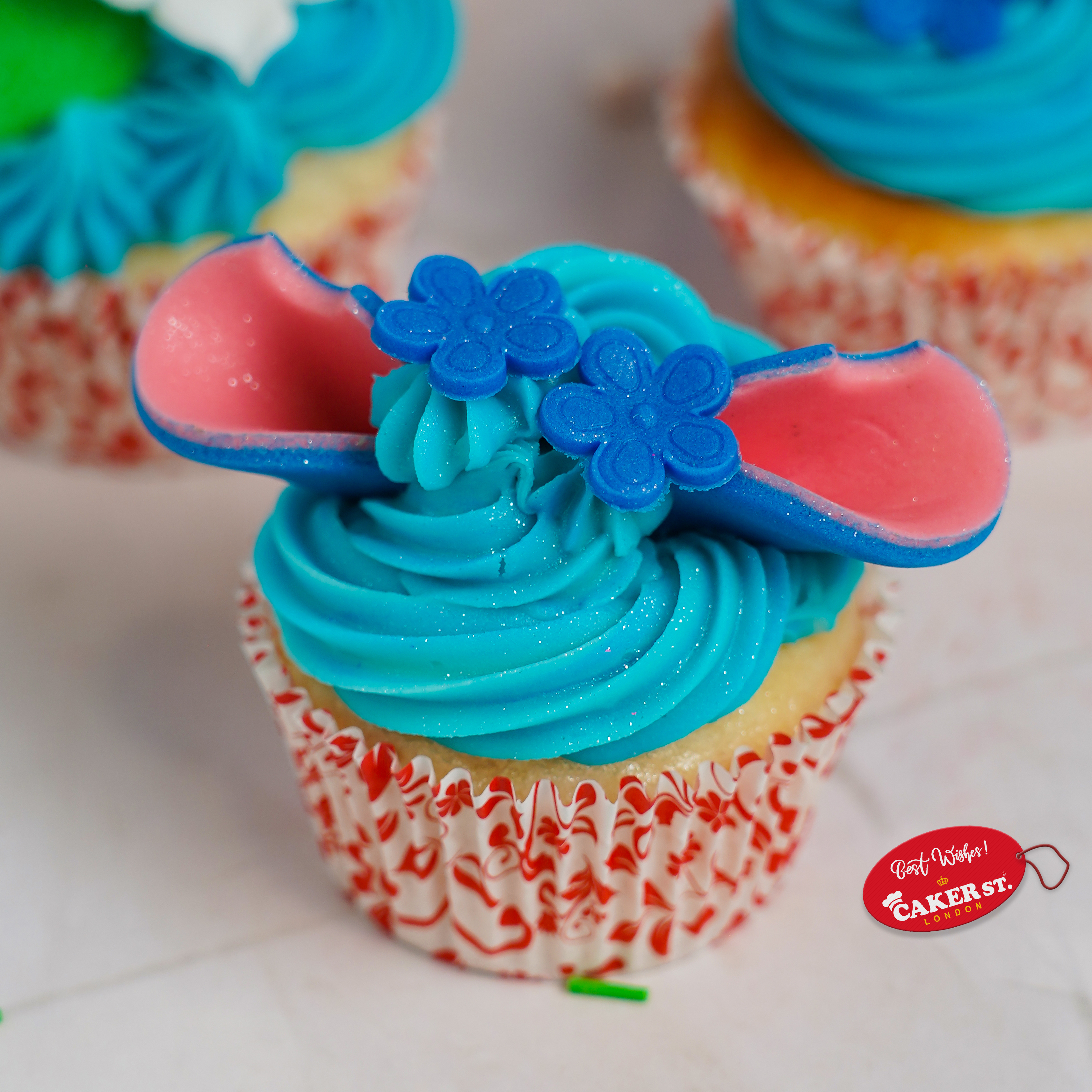 Lilo’s Hawaiian Bliss Cupcakes