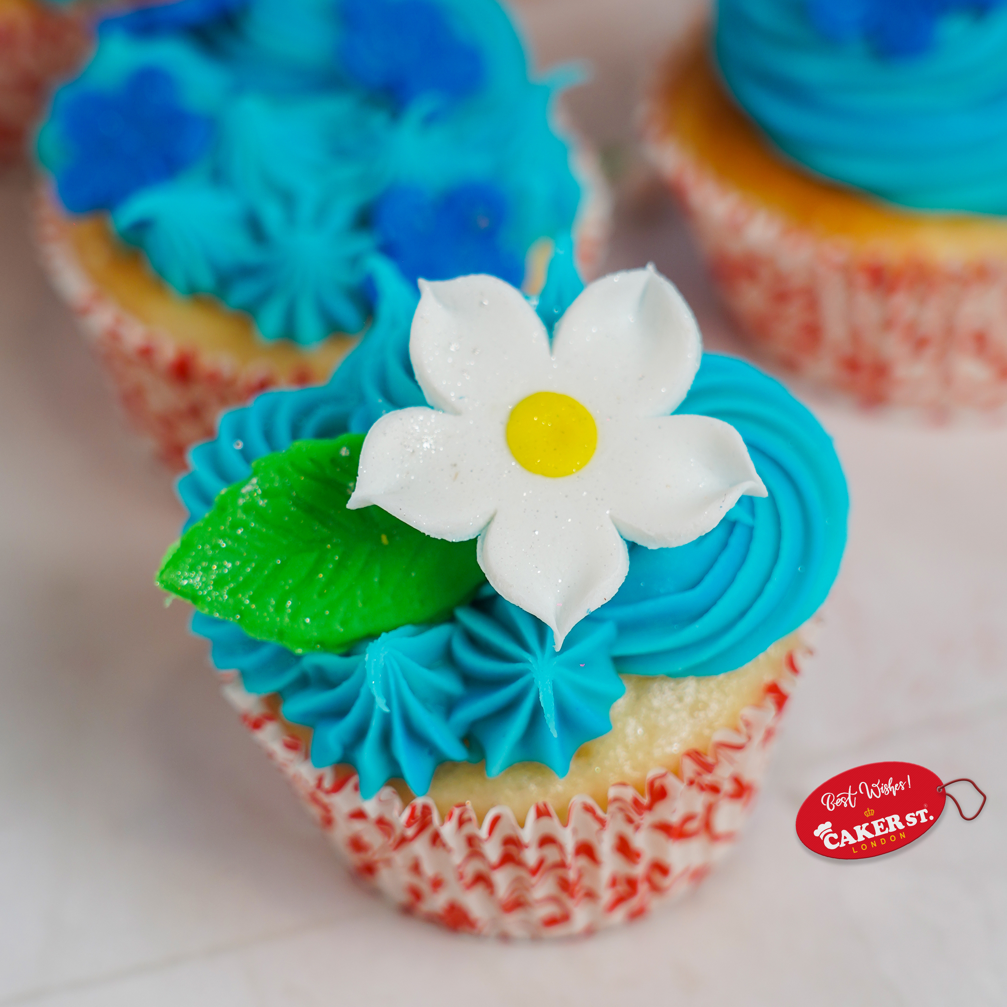 Lilo’s Hawaiian Bliss Cupcakes