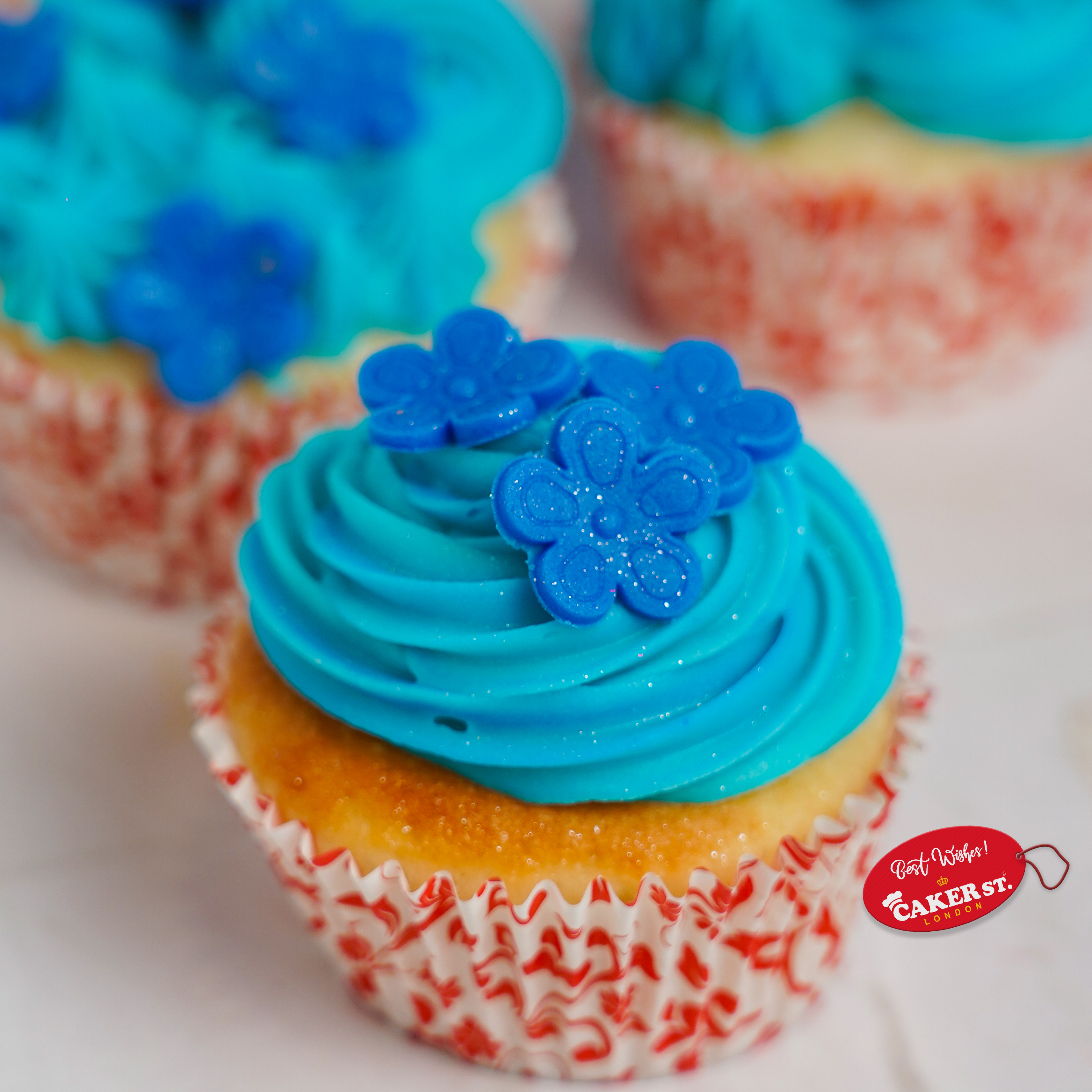 Lilo’s Hawaiian Bliss Cupcakes