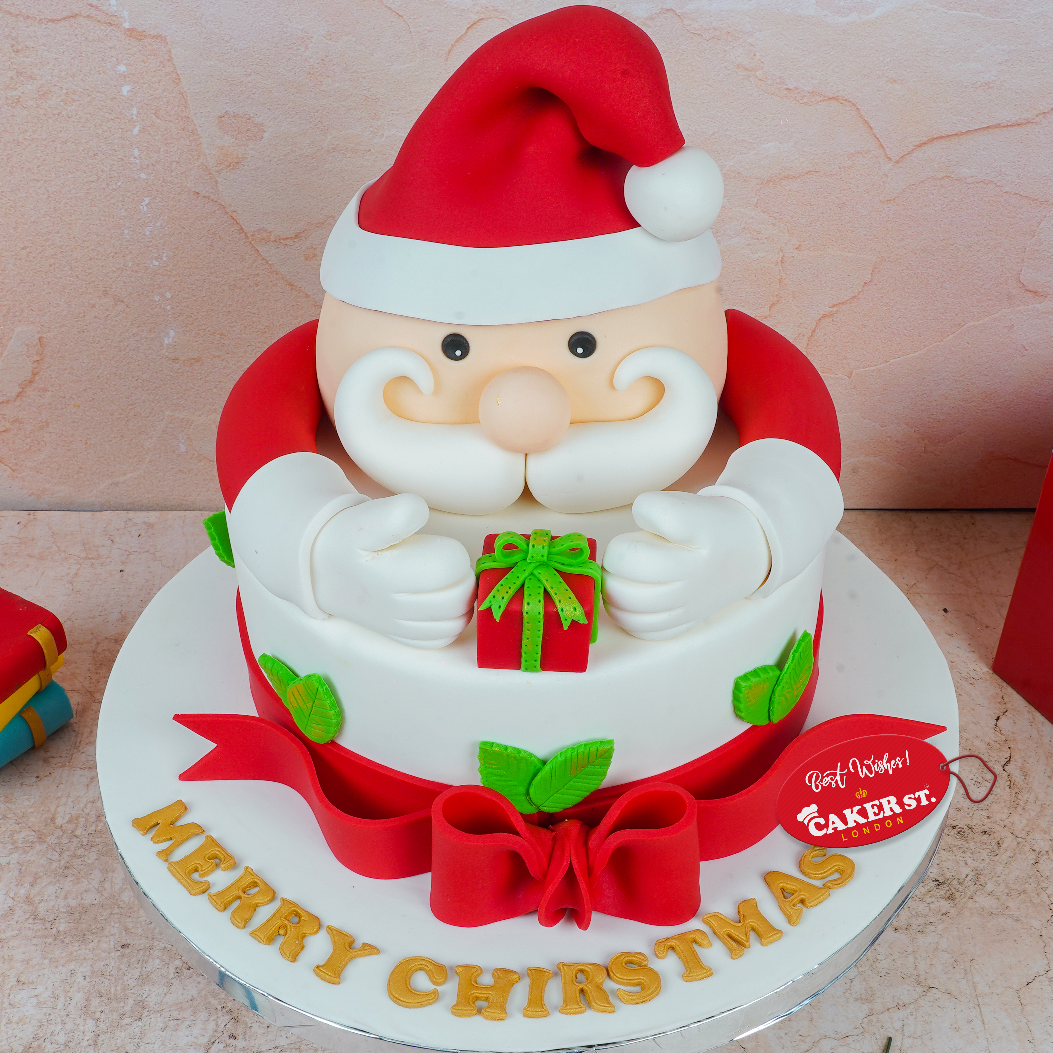 Santa’s Merry Cake