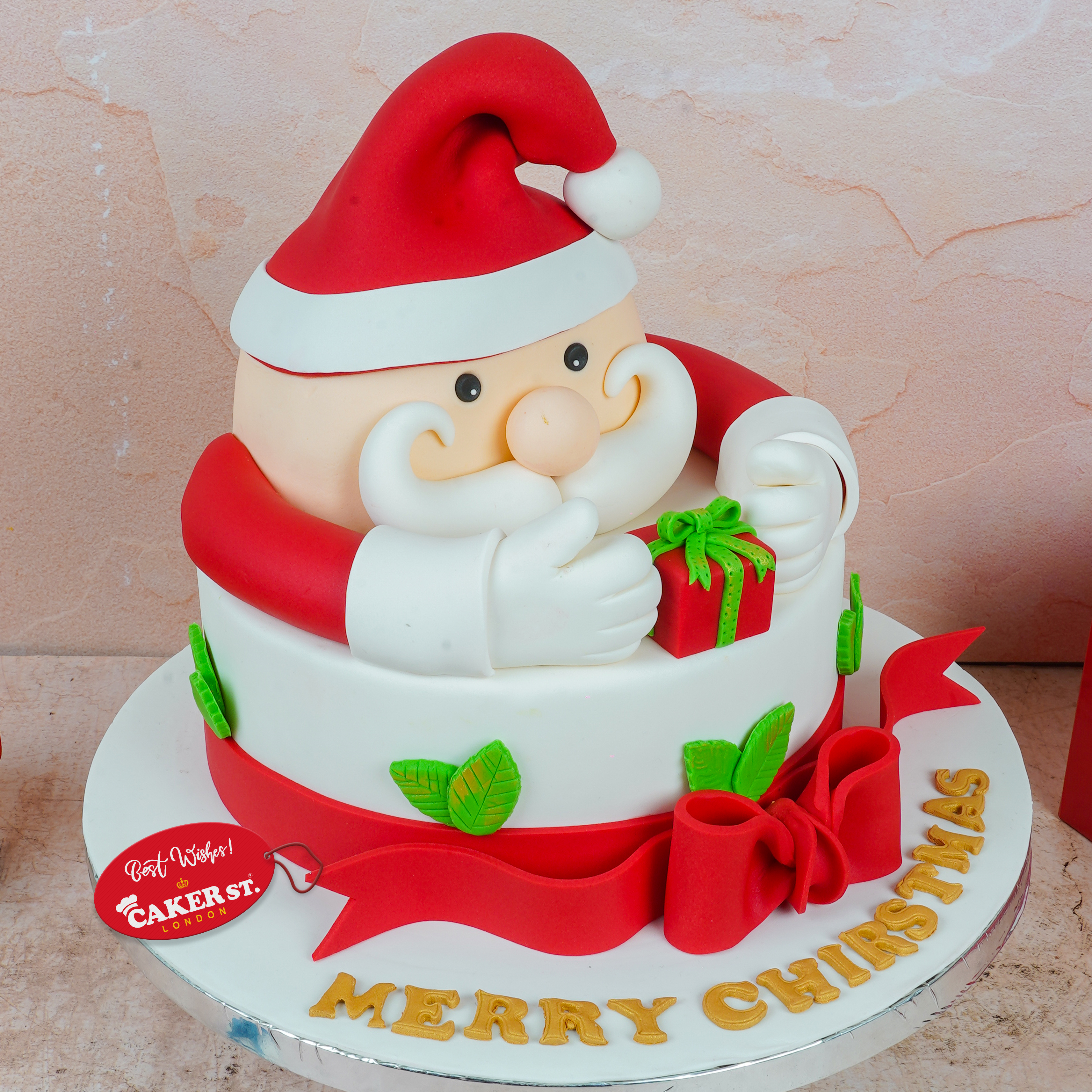 Santa’s Merry Cake