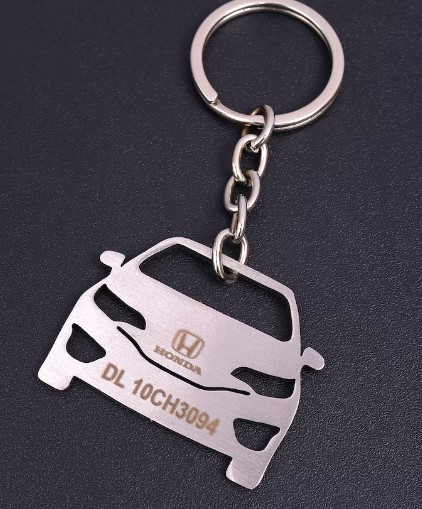 Silversplash Personalized Car Keychain